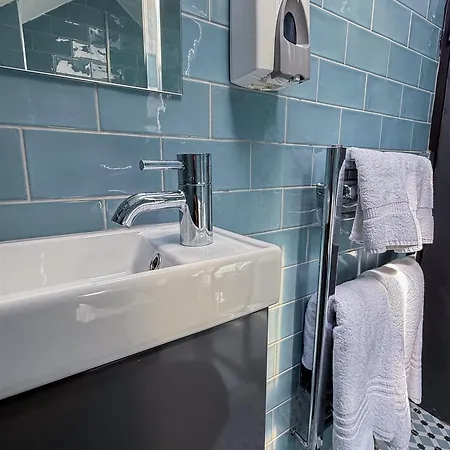 Abbey Court Hostel